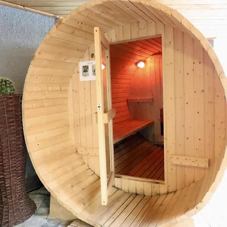 Halinsart Holiday home *